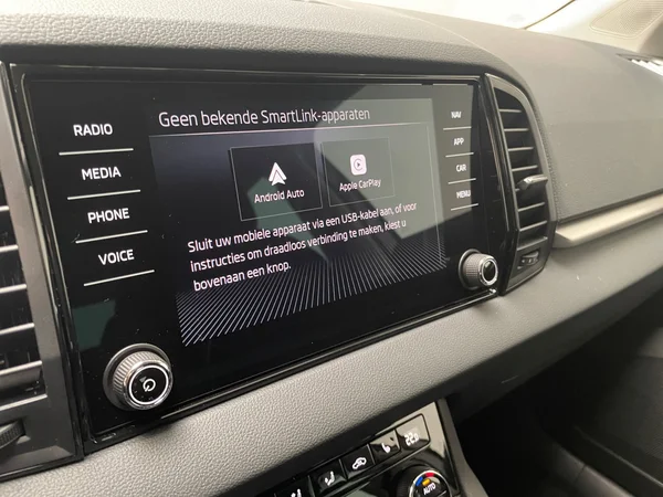 SKODA Karoq (2025) — foto 14 van 15