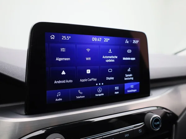 Ford Kuga (2022) — foto 20 van 39