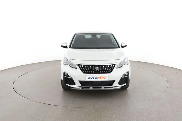 Peugeot 3008 (2019) — foto 15 van 16