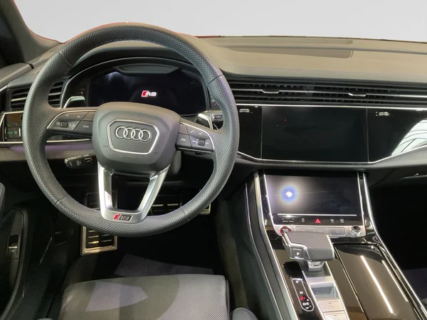 AUDI RS Q8 SUV (2025) — foto 9 van 22