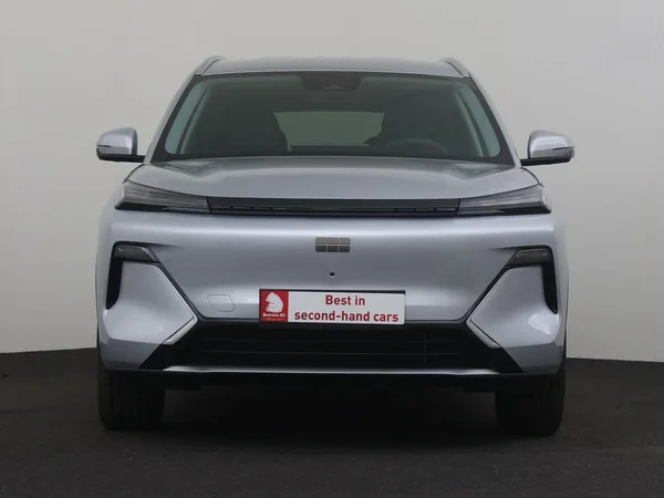 GEELY Starray EM-i (2026) — foto 27 van 29
