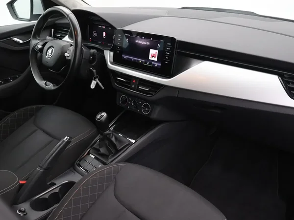 Škoda Kamiq (2024) — foto 20 van 26