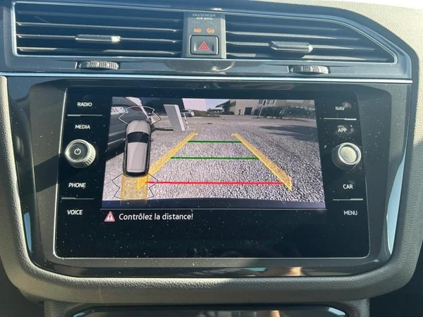 VOLKSWAGEN Tiguan Dsl (2022) — foto 14 van 31