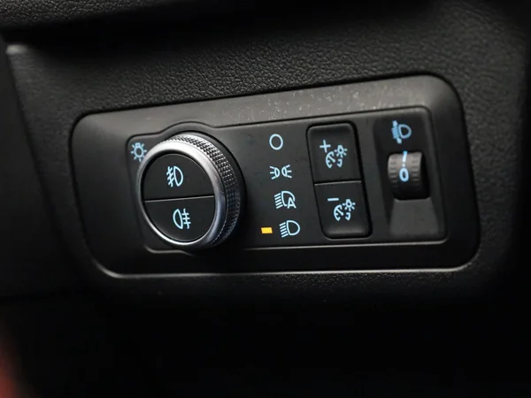 Ford Kuga (2022) — foto 18 van 41