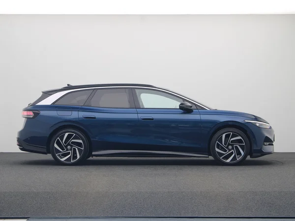 VOLKSWAGEN ID.7 Tourer (2024) — foto 5 van 25