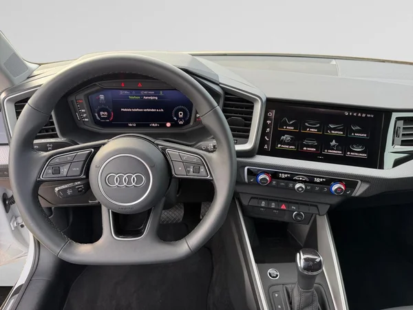 AUDI A1 Allstreet (2025) — foto 7 van 37