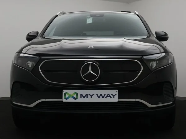 Mercedes-Benz EQA (2024) — foto 12 van 34
