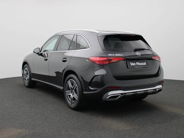 Mercedes-Benz GLC (2025) — foto 12 van 48
