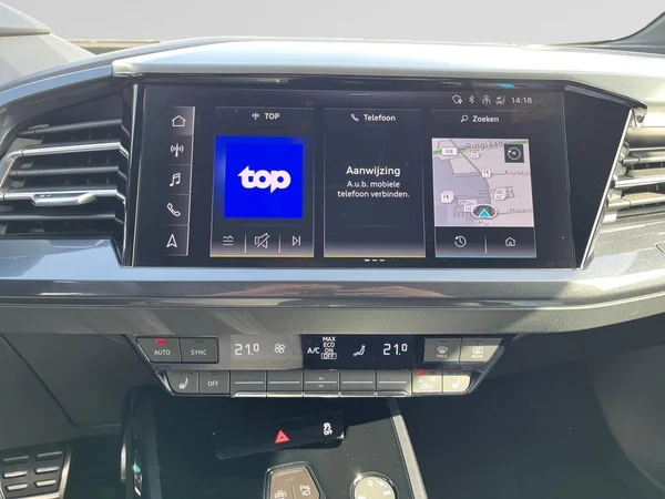 AUDI Q4 e-tron (2024) — foto 3 van 22