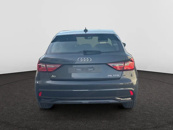 AUDI A1 Sportback (2024) — foto 13 van 16