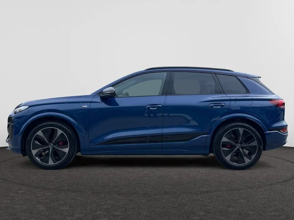 AUDI Q6 e-tron (2026) — foto 8 van 21