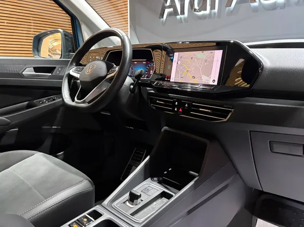 Volkswagen Caddy (2023) — foto 8 van 25