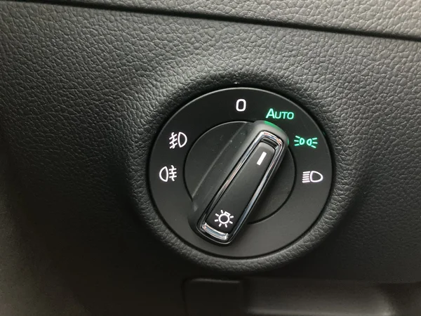 SKODA Superb Combi (2023) — foto 11 van 31