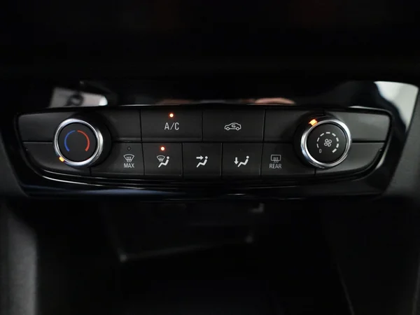 Opel Corsa (2021) — foto 13 van 39