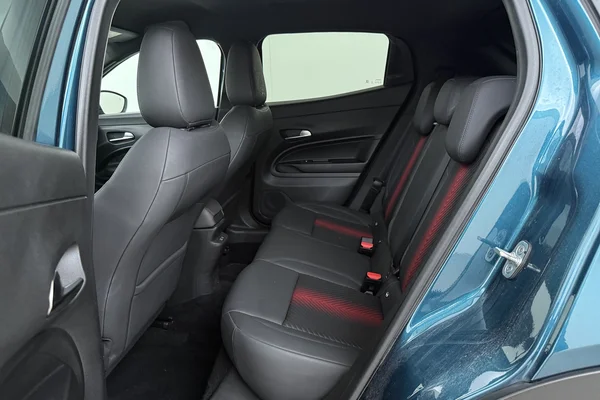 Alfa Romeo Junior (2025) — foto 18 van 19
