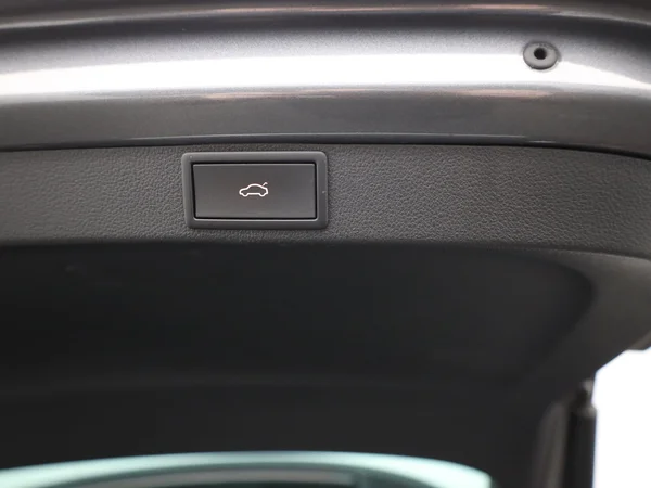 SKODA Octavia Combi PHEV (2024) — foto 14 van 22
