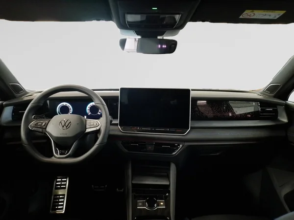 VOLKSWAGEN Tayron eHybrid (PHEV) (2025) — foto 9 van 15