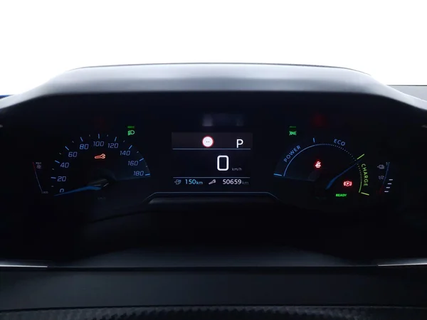 Peugeot E-2008 (2022) — foto 23 van 23