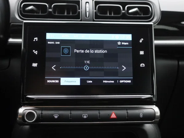 Citroën C3 (2022) — foto 8 van 35