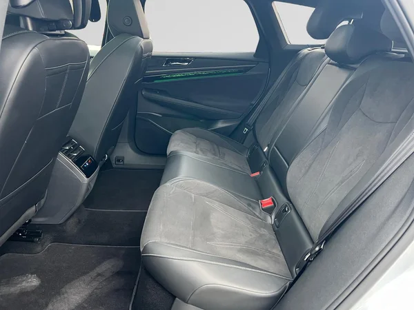 VOLKSWAGEN ID.7 Tourer (2026) — foto 5 van 18