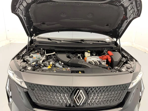Renault Rafale E-TECH (HEV) (2026) — foto 18 van 25