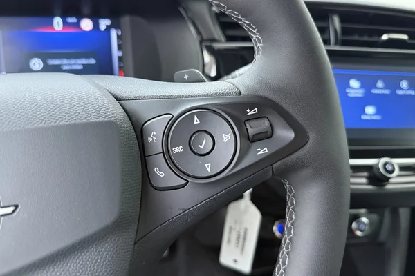 Opel Corsa (2025) — foto 8 van 21