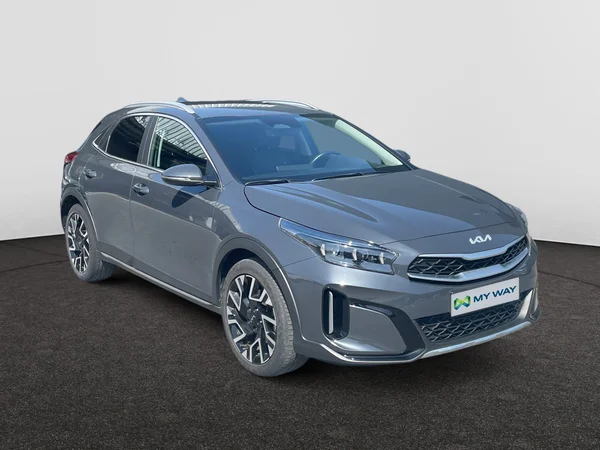 KIA XCeed (2024) — foto 18 van 21