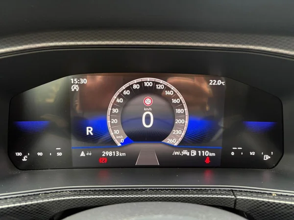 VOLKSWAGEN T-Cross (2024) — foto 6 van 24