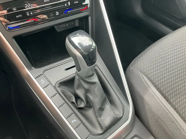 VOLKSWAGEN Taigo (2022) — foto 8 van 25