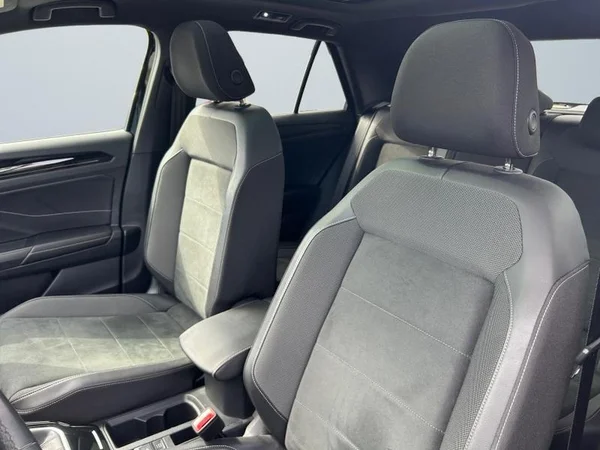 VOLKSWAGEN T-Roc Dsl (2023) — foto 2 van 31