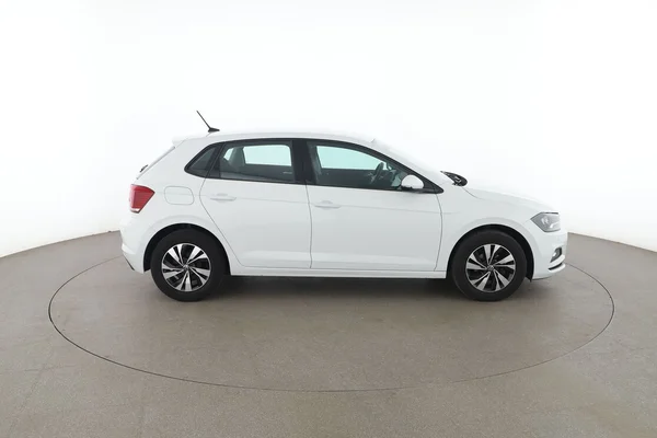 Volkswagen Polo (2021) — foto 13 van 16