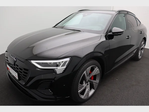 AUDI Q8 e-tron Sportback (2023) — foto 26 van 28