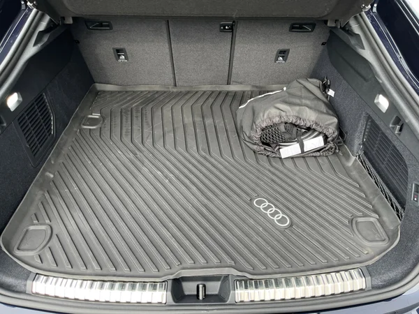 AUDI A5 e-hybrid (PHEV) (2025) — foto 15 van 24