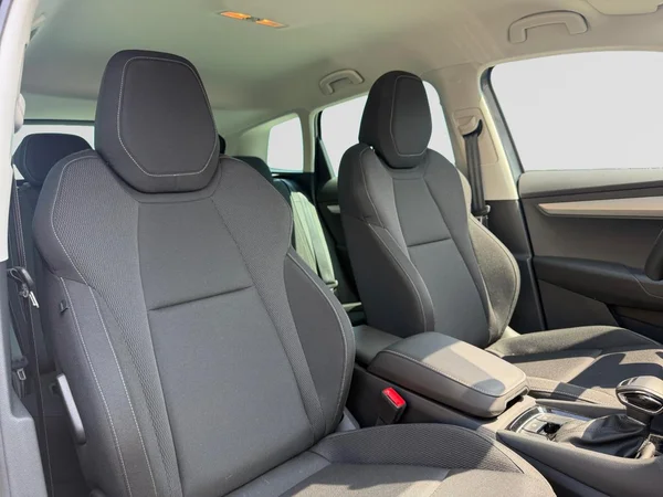 SKODA Karoq (2025) — foto 20 van 21