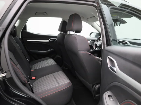 MG ZS EV (2023) — foto 33 van 43