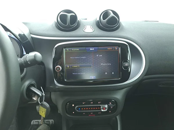 Smart Fortwo Coupe EQ (2022) — foto 2 van 23