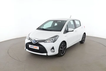 Toyota Yaris af7e81f7-f012-447f-8b36-9c4a5f8f6145