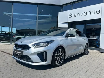 Kia Proceed d65de4fa-987a-4e23-bea9-3c5cc354d641