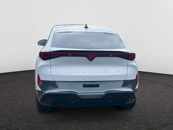 CUPRA Tavascan (2024) — foto 8 van 20