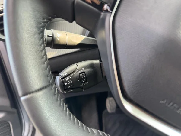 PEUGEOT 2008 (2025) — foto 15 van 24