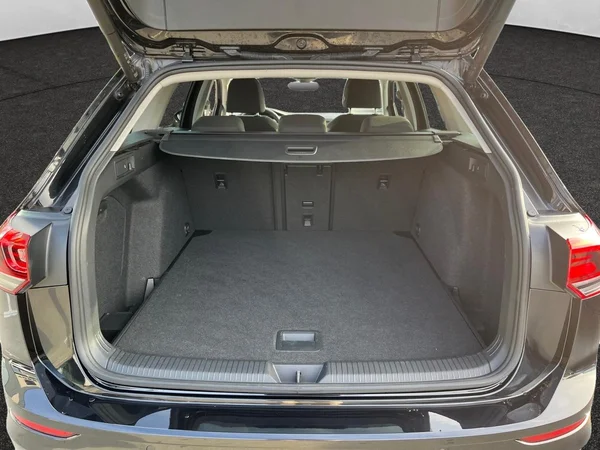 VOLKSWAGEN Golf VIII SW (2025) — foto 20 van 21