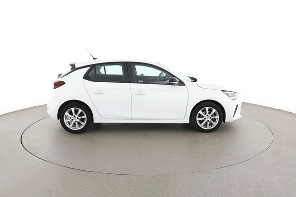 Opel Corsa (2022) — foto 13 van 16
