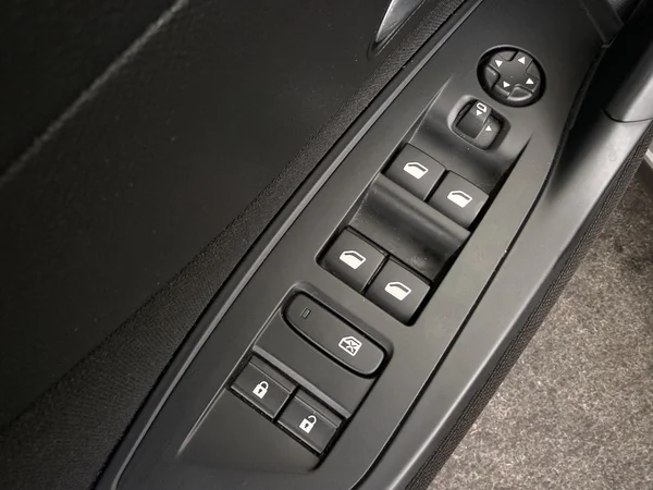PEUGEOT 308 (2023) — foto 20 van 28