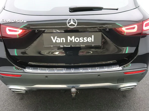 Mercedes-Benz GLA (2023) — foto 10 van 24