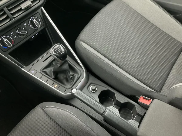 VOLKSWAGEN Polo (2022) — foto 15 van 36