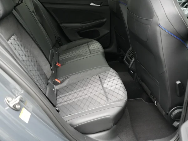 VOLKSWAGEN Golf VIII (2026) — foto 9 van 10