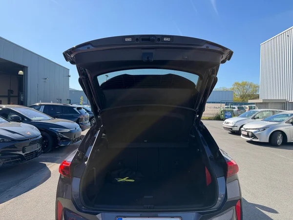CUPRA Terramar e-Hybrid (PHEV) (2025) — foto 8 van 23