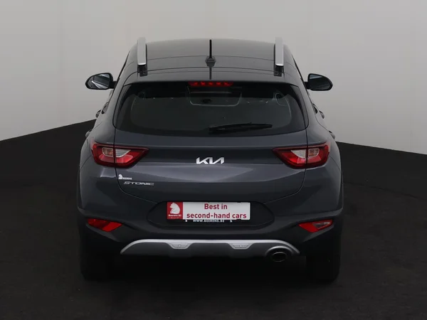 KIA Stonic (2022) — foto 20 van 23