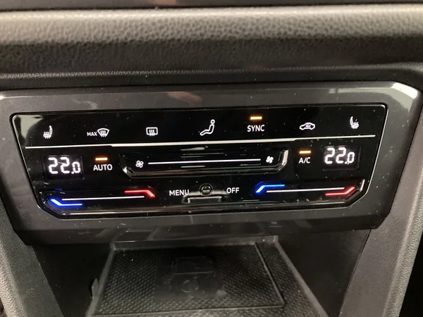 VOLKSWAGEN Tiguan Allspace (2021) — foto 15 van 36
