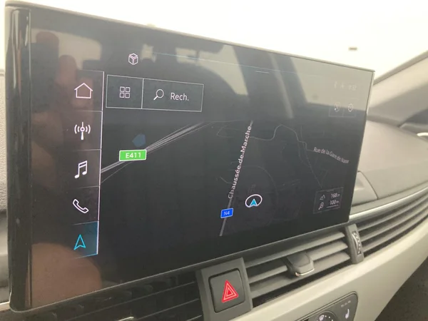 AUDI A4 Avant (2021) — foto 25 van 36